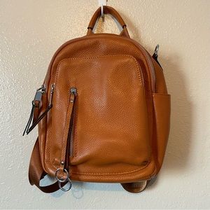 Altosy Leather Backpack Bag